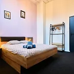 Apartman Le Charlie Chaplin - Loft D'exception, 8 Pers Roubaix