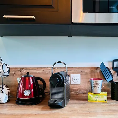 Le Charlie Chaplin - Les Demeures D'adrien