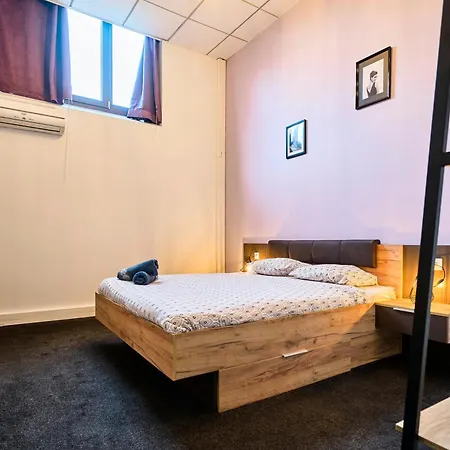 Le Charlie Chaplin - Les Demeures D'adrien Апартаменты *