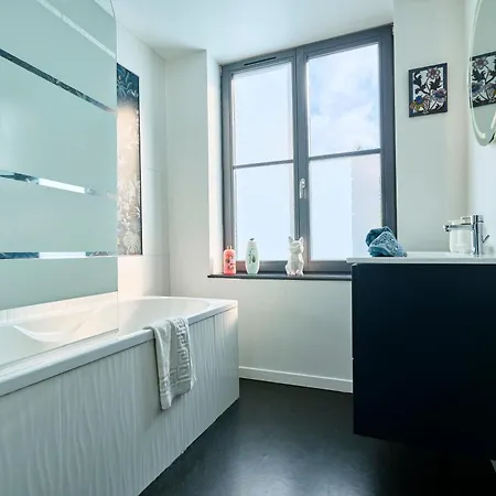 Le Charlie Chaplin - Les Demeures D'adrien Апартаменты *