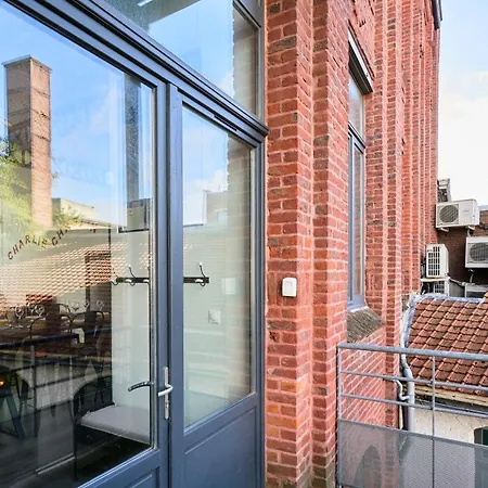 Le Charlie Chaplin - Les Demeures D'adrien * Roubaix