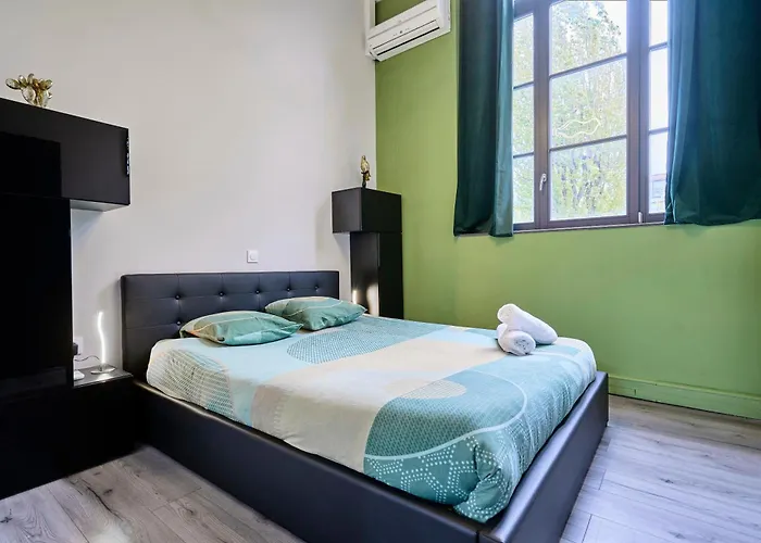 Le Charlie Chaplin - Les Demeures D'adrien Roubaix